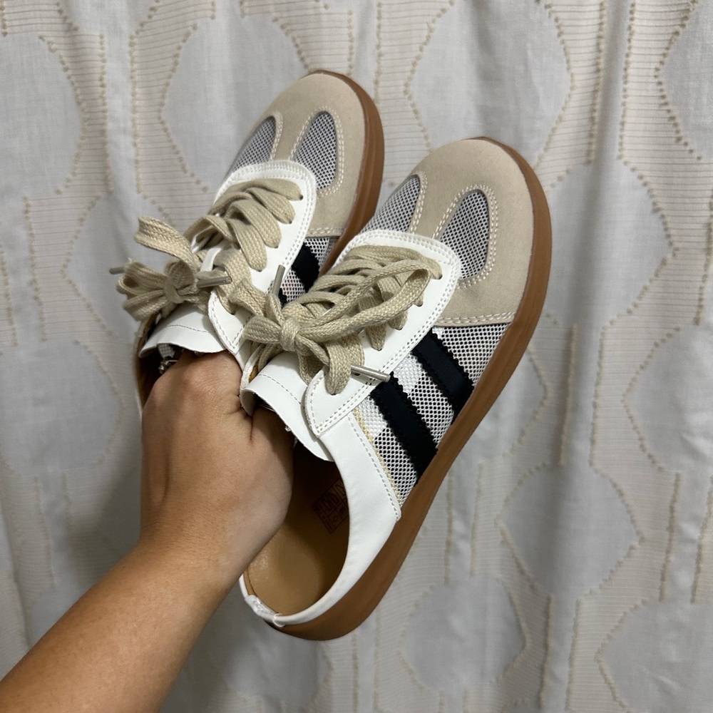 Slip-on Sneakers